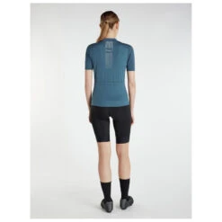 Protest Women's Prtchestnut Cycling Jersey Short Sleeve - Radtrikot -Trail Fit Store protest womens prtchestnut cycling jersey short sleeve radtrikot detail 4