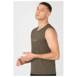 Super.natural Gravier Under - Rad Singlet -Trail Fit Store supernatural gravier under rad singlet detail 3